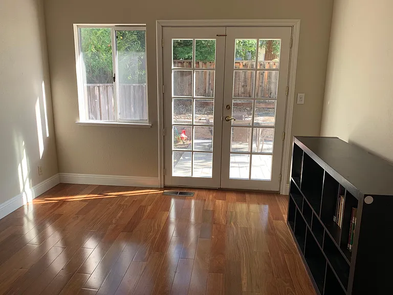 238 Racoon Ct — Photo 5