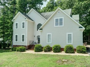 8433 Colemanden Dr, Mechanicsville, VA 23111
