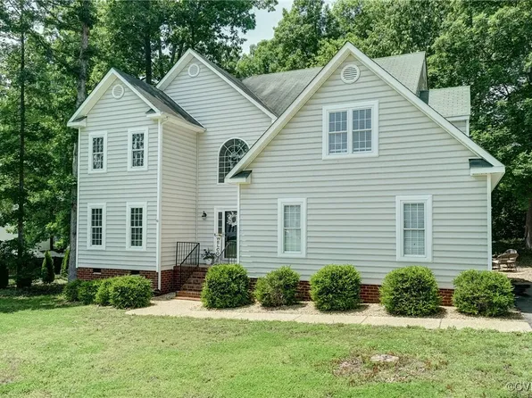 8433 Colemanden Dr, Mechanicsville, VA 23111