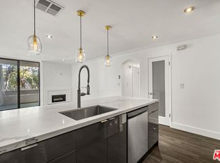 740 N Kings Rd APT 212, Los Angeles, CA 90069