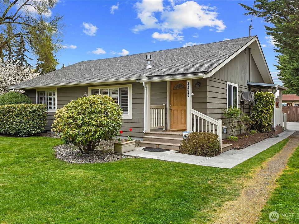 1st image of 4423 88th Street NE
