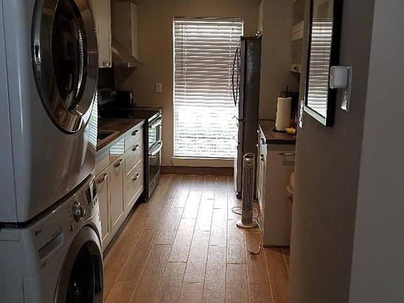 3rd image of 12741 Huntingwick Dr #150