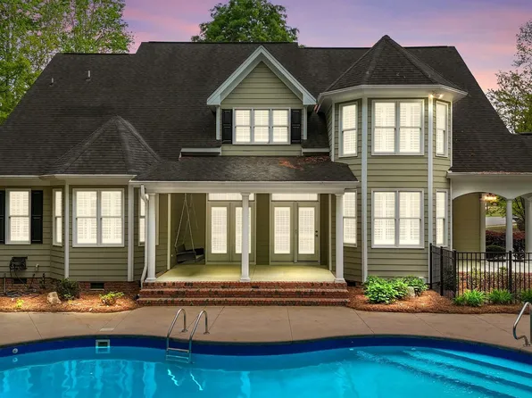 144 Walker Woods Ln, Clayton, NC 27527