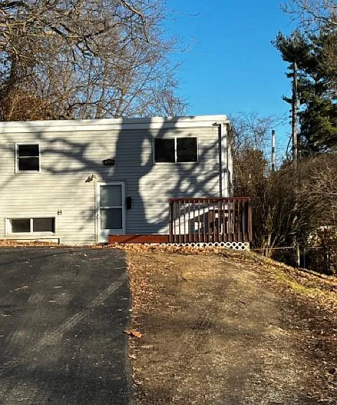1362 S Silas St — Photo 2