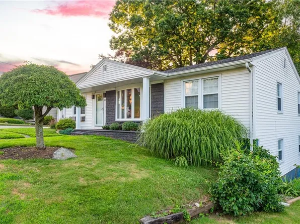 55 Boundary Ave, Providence, RI 02909