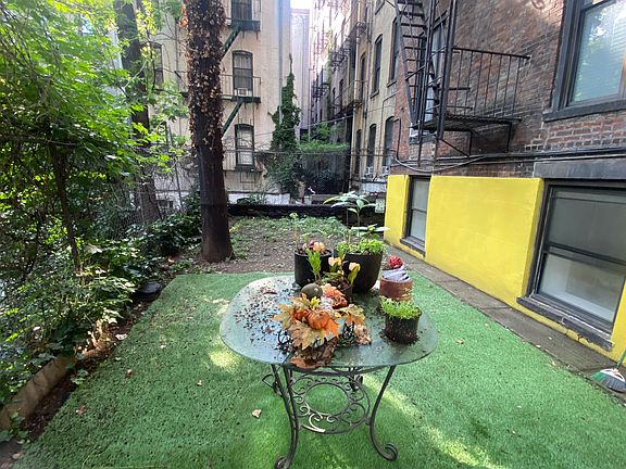 2nd image of 452 W 57th St APT 2