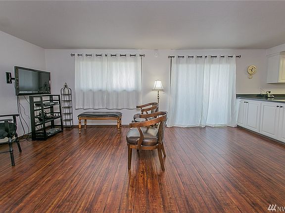 5th image of 870 S 7th Ave