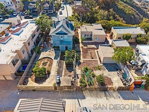 5th image of 4655 Campus Ave