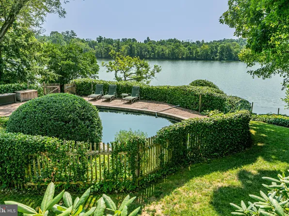 697 Prospect Ave, Princeton, NJ 08540