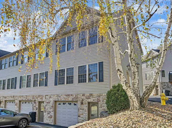 4 Pineview Pl, Morgantown, WV 26505