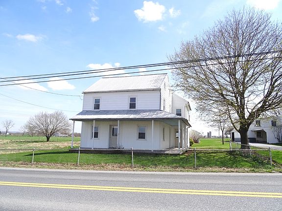 2nd image of 793 N Railroad Ave