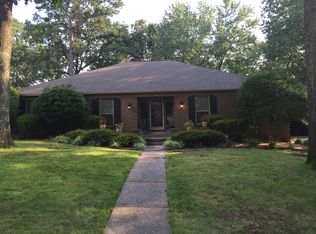 11207 Rocky Valley Dr, Little Rock, AR 72212