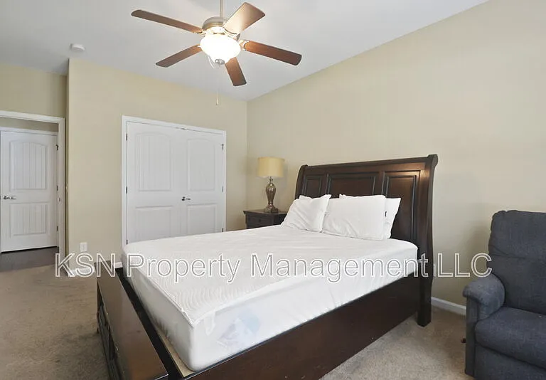 144 Tahoe Dr — Photo 24