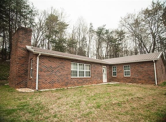 2nd image of 4114 S Park Dr