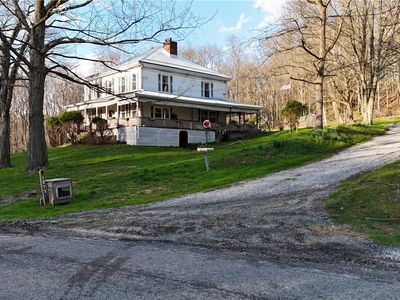 1079 County Road 60, Bergholz, OH, 43908