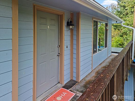 2nd image of 103 Lowrane Dr