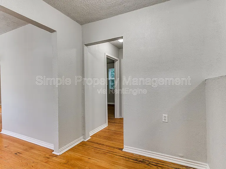 1841 N Gatewood Ave — Photo 9