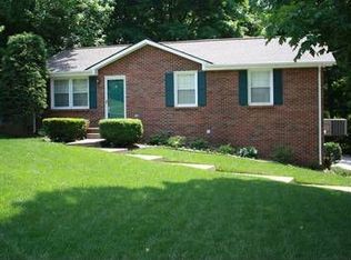 404 Crabtree Cir, Clarksville, TN 37040