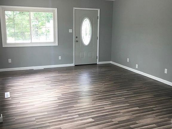 3rd image of 3993 Cabin Land Dr