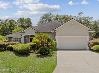 884 Rock Bay Dr, Jacksonville, FL 32218