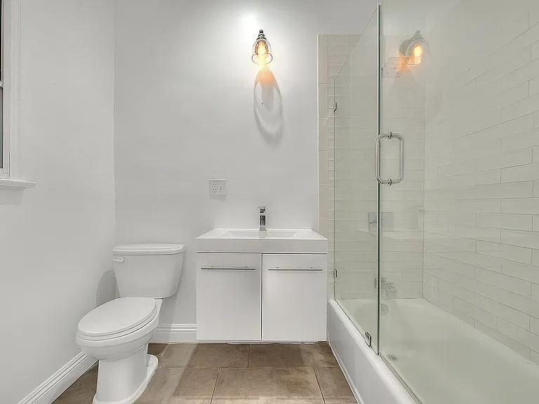 1044 1/2 S Cloverdale Ave #1044-1/2 — Photo 18