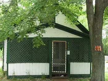 3136 Howden St photo 1