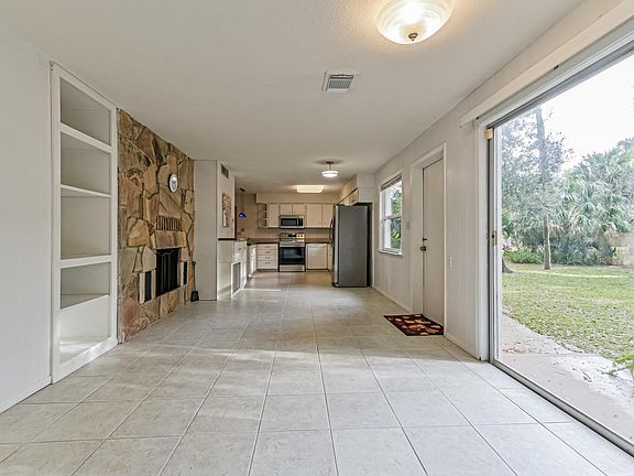 4th image of 35 N Saint Andrews Dr