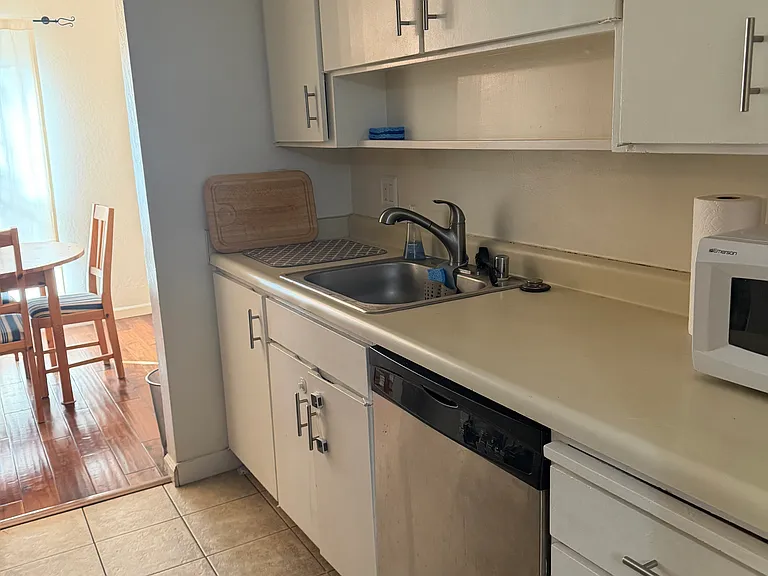320 N Civic Dr #103 — Photo 6