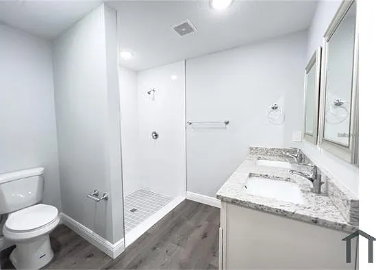 17207 Waldrun Ave — Photo 5