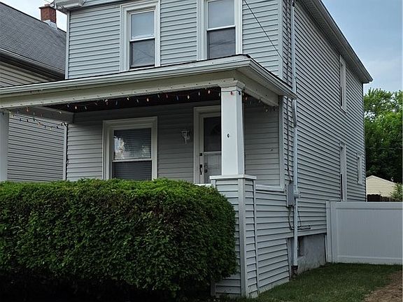 3rd image of 2474 Pierce Ave