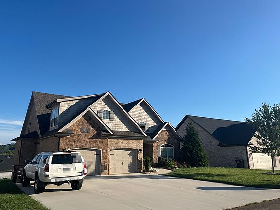 3rd image of 12016 Poplar Meadow Ln