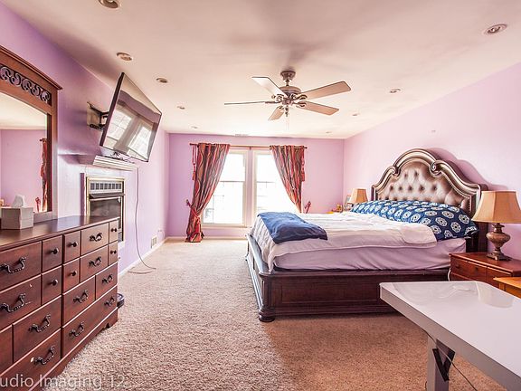 5th image of 5501 Carriageway Dr #314