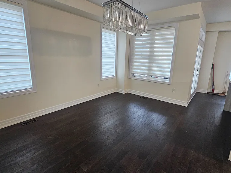 29 Amherst Cir — Photo 7