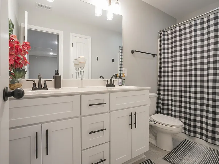 1003 Villa Cir — Photo 28