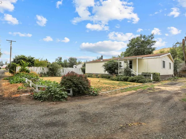 512 Sandon St, Wasco, OR 97065