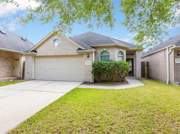 10218 W Palm Lake Dr, Houston, TX 77034