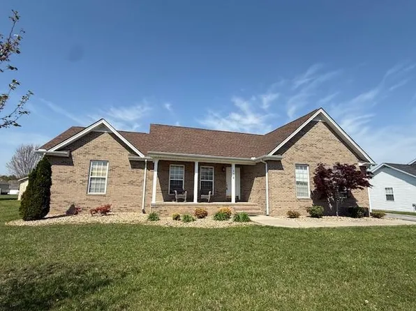 136 Prosperity Dr, Baxter, TN 38544