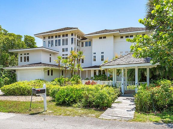 3rd image of 7737 SE Loblolly Bay Drive