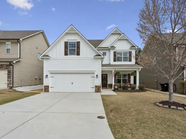32 Parkmont Ln, Dallas, GA 30132