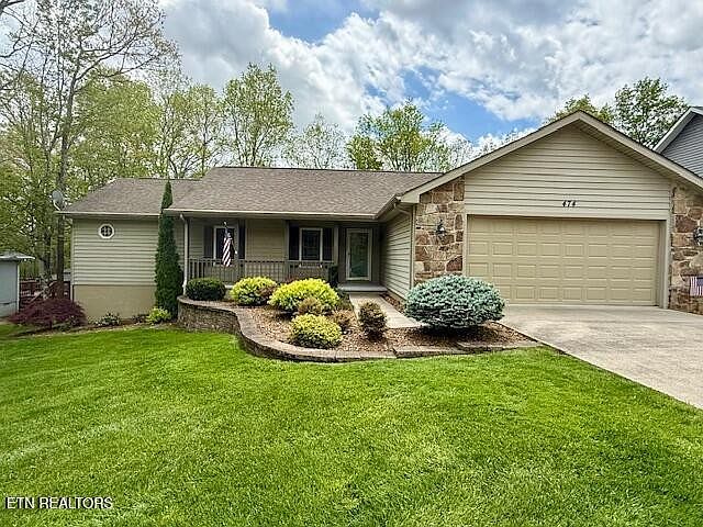 1st image of 474 Lakeview Dr