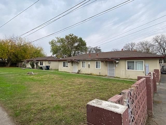 1st image of 3115-3121 Crandall Ave