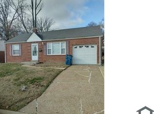 4703 Roxie St, Saint Louis, MO 63121