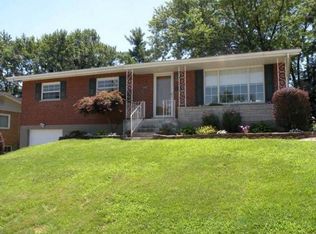 5111 Grosse Pointe Dr, Cincinnati, OH 45238