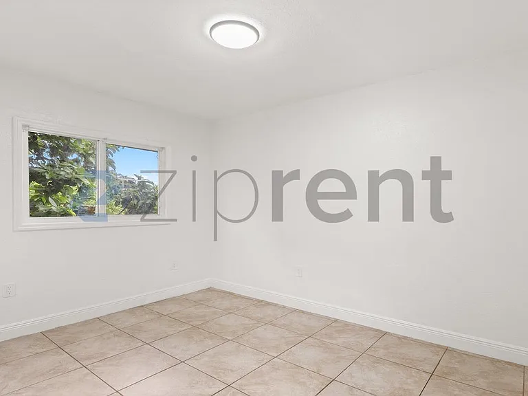 277 NW 81st St — Photo 8
