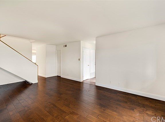 2nd image of 15 Seabird Ct #15