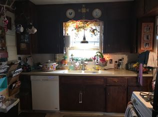 8423 W 69th Ter, Overland Park, KS 66204