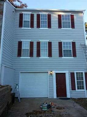 1st image of 83 Barrington Pl