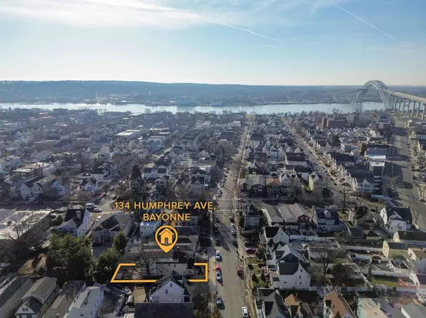 134 Humphrey Ave, Bayonne, NJ 07002