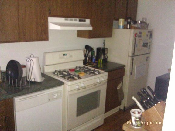 5th image of 1480 W Cuyler Ave APT 1E