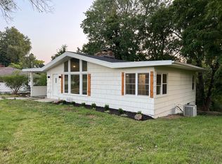 2114 N Whitney Rd, Independence, MO 64058